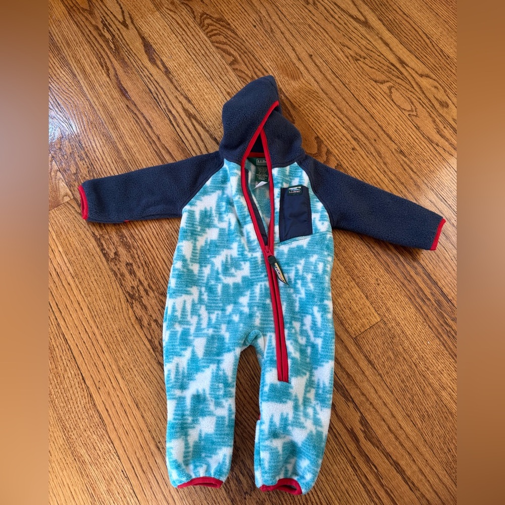 L.L. Bean Blue and Navy Kids Footie